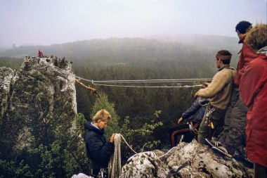 1989.04 Piaseczno - Manewry ratownictwa fot. K. Hancbach