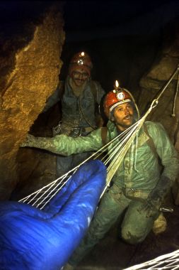 Za Siedmiu Progami - Radość o Poranku, biwak arch K. Hancbach